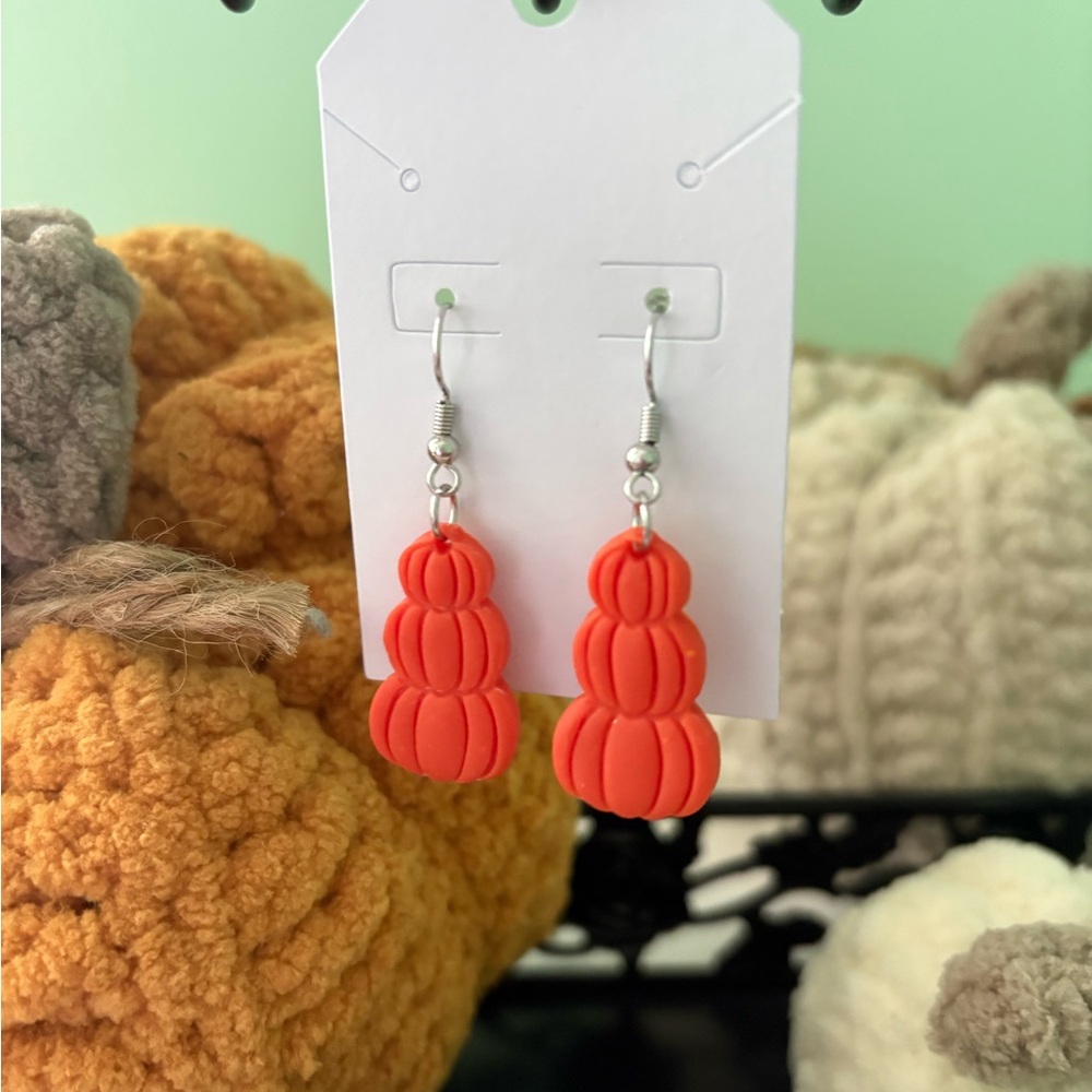 NWT Orange Pumpkin Dangle Earrings